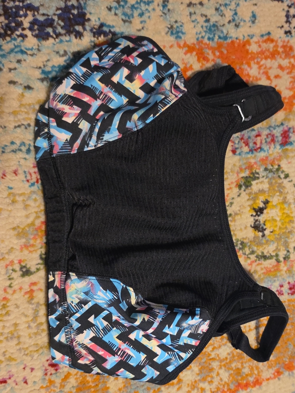 Glamorise Black Sports Bra with Pastel Geometric Accents